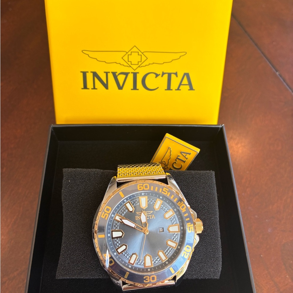 Invicta Men's Stainless Steel Gold and Blue Face Diver Watch